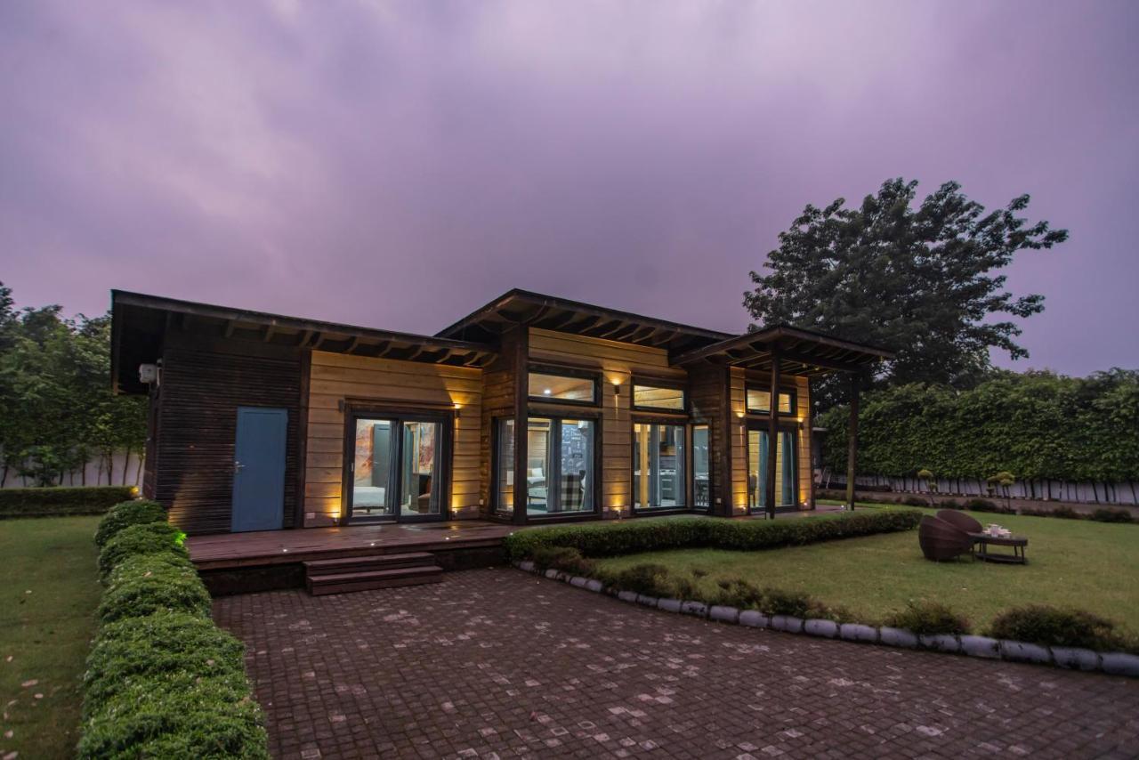 Saffronstays Paradise Pines, Dehradun - Cliff Villa With Valley & Forest Views Exterior photo
