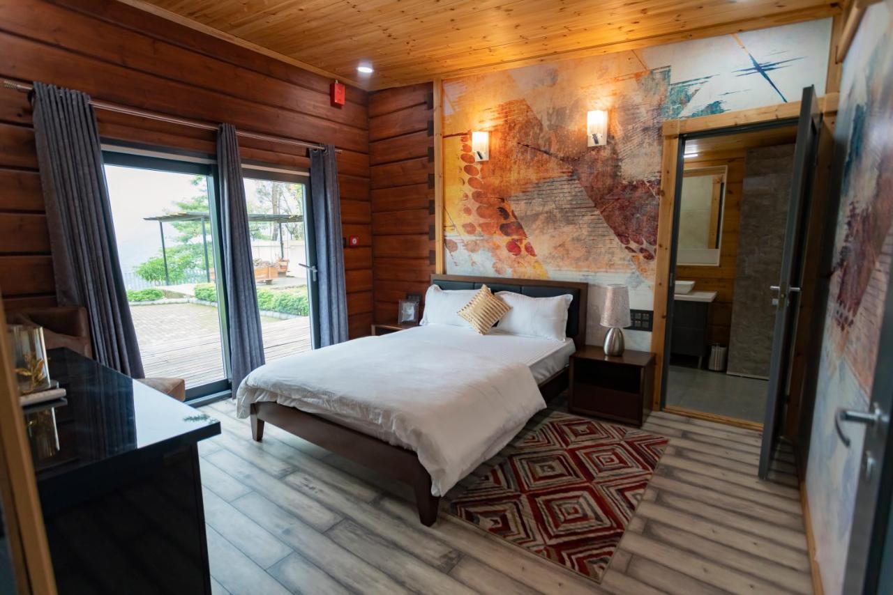 Saffronstays Paradise Pines, Dehradun - Cliff Villa With Valley & Forest Views Exterior photo